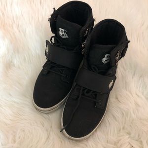 Vlado sneakers with white trim